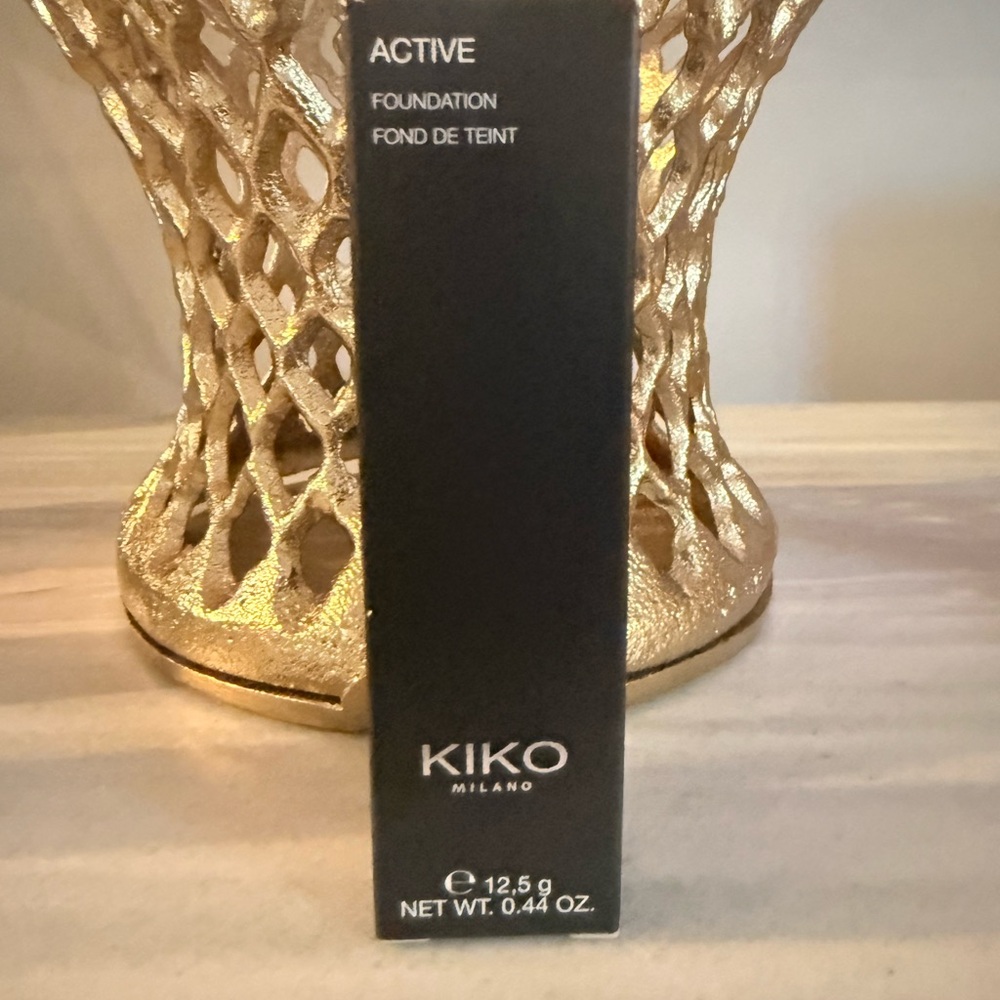 KIKO Milano Active Foundation